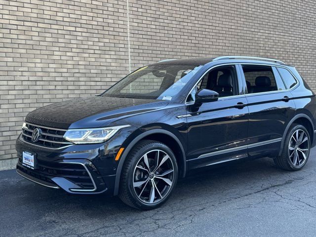 Used 2022 Volkswagen Tiguan SEL R-Line AWD/4WD image 38