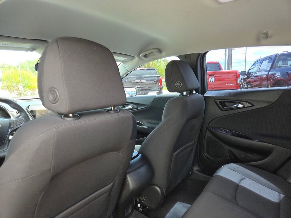 Used 2021 Chevrolet Malibu LS FWD image 18