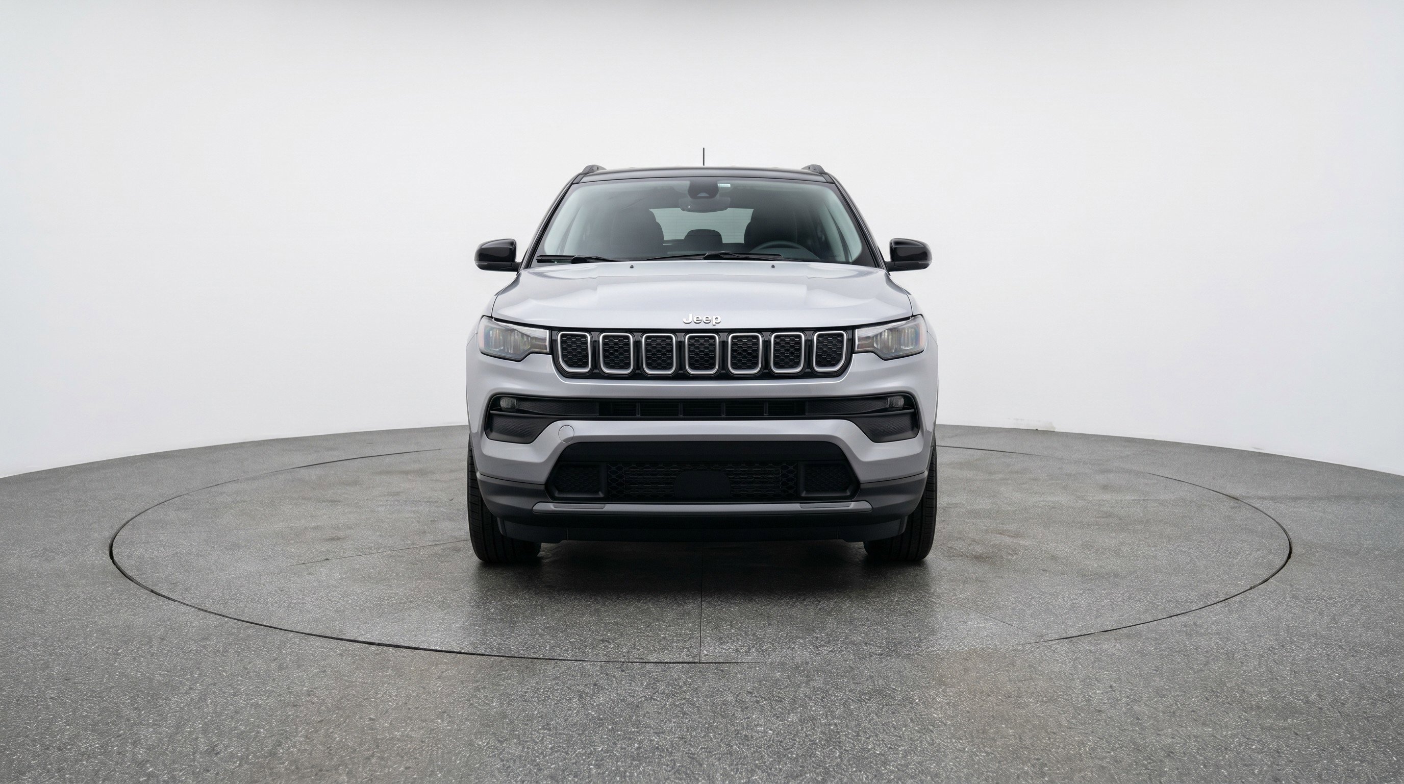 Used 2025 Jeep Compass Limited AWD/4WD image 2