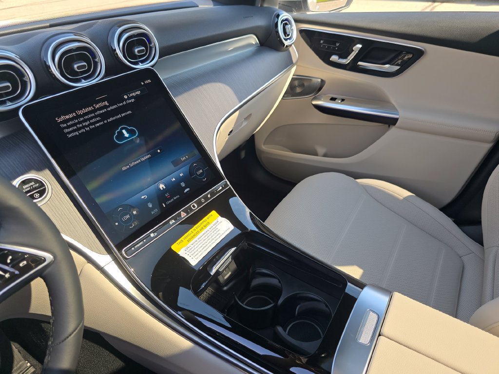 New 2027 Mercedes-Benz GLC 300 4MATIC image 31