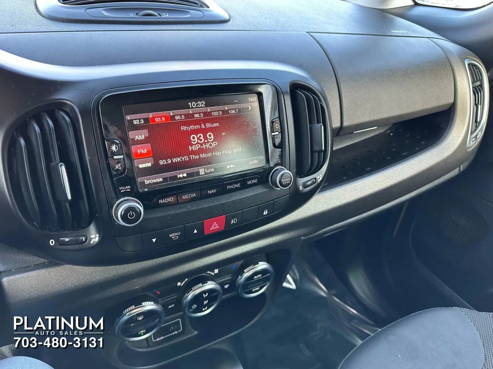 Used 2016 FIAT 500L Trekking image 10