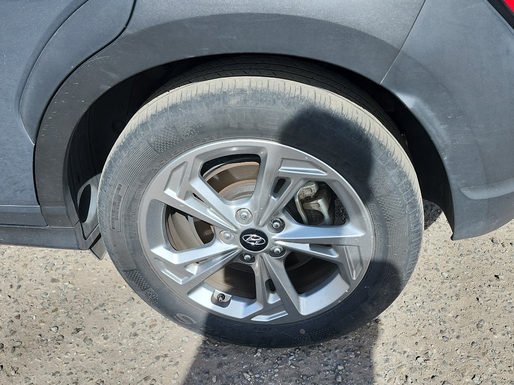 Used 2023 Hyundai Kona SEL w/ Convenience Package image 11