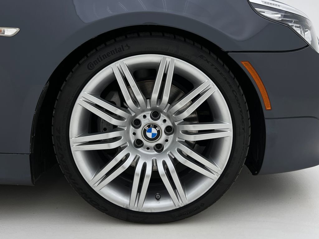 Used 2008 BMW 550i Sedan image 28