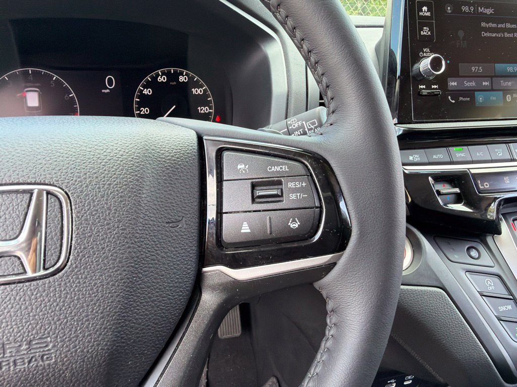 Used 2025 Honda Odyssey EX-L image 22