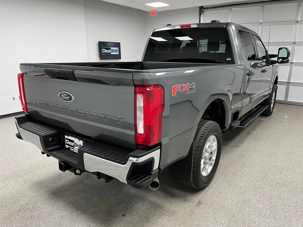 Used 2025 Ford F250 XLT w/ FX4 Off-Road Package AWD/4WD image 10