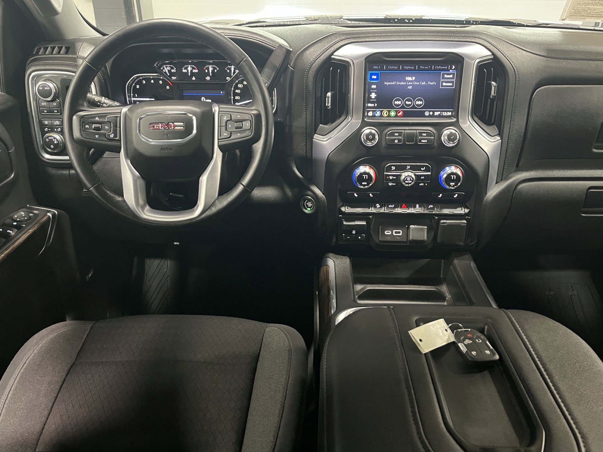 Certified 2022 GMC Sierra 1500 Elevation w/ Preferred Package image 13