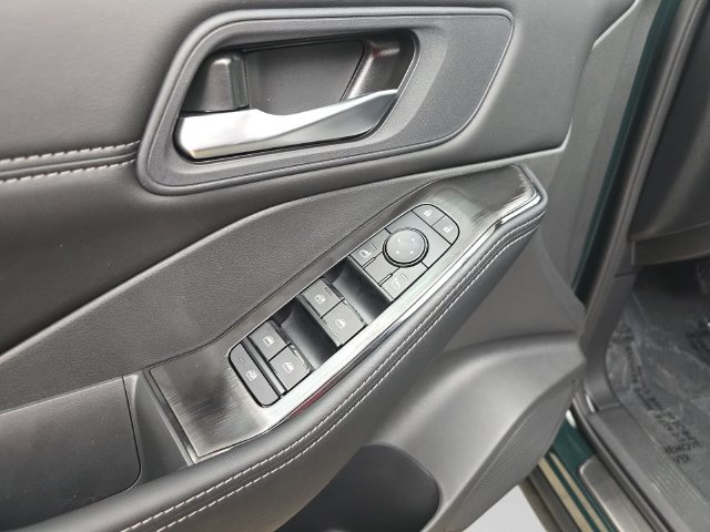 New 2027 Nissan Rogue Dark Armor FWD image 28