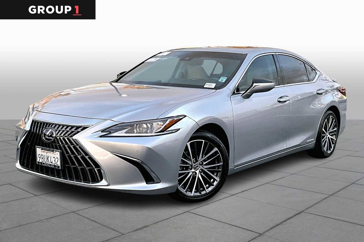 Used 2022 Lexus ES 300h w/ Premium Package