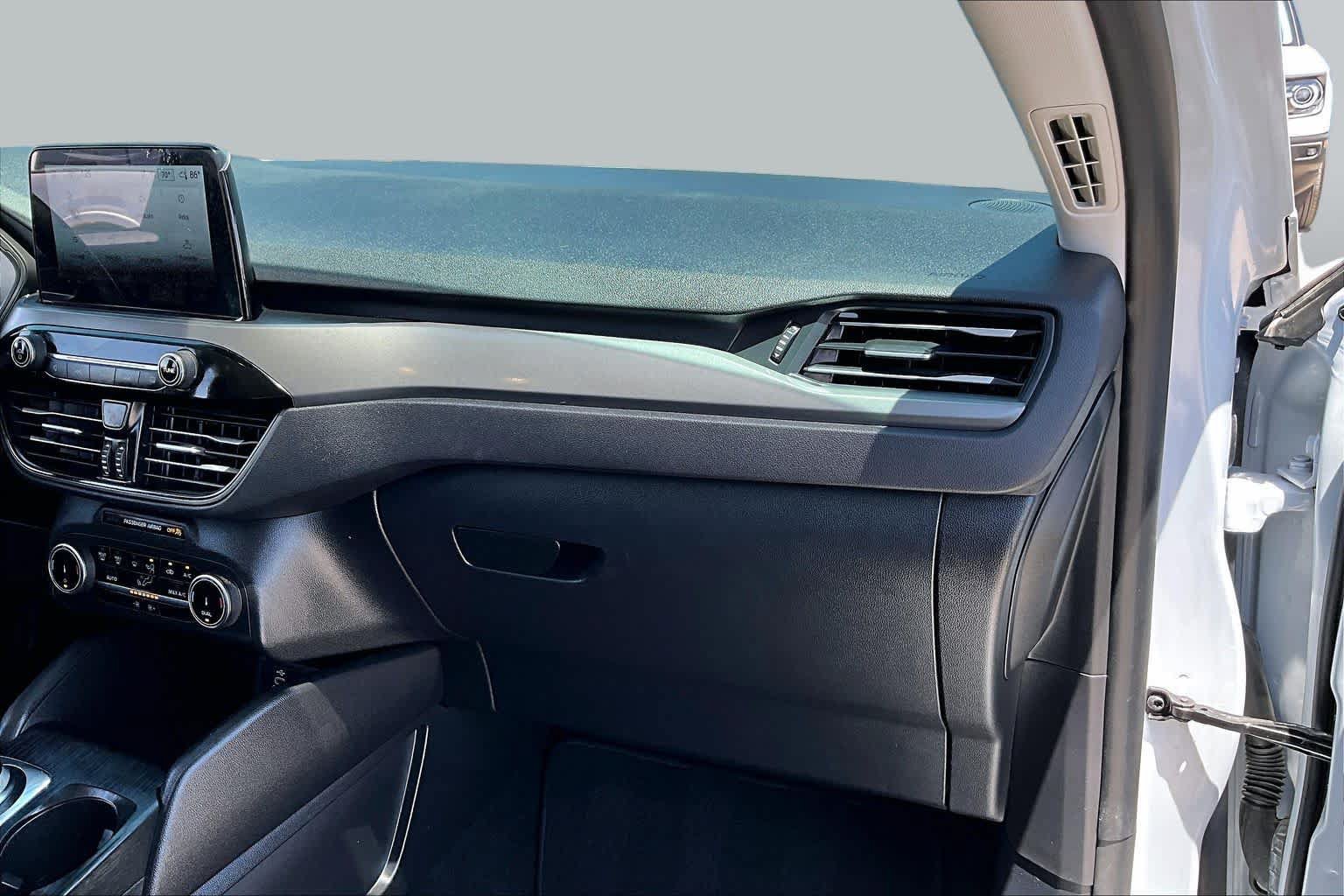 Certified 2025 Ford Escape Active FWD image 18