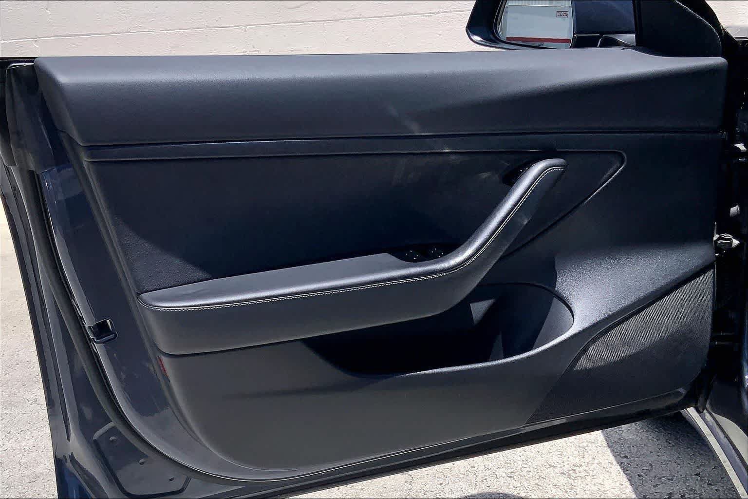 Used 2020 Tesla Model 3 Standard Range Plus RWD image 27