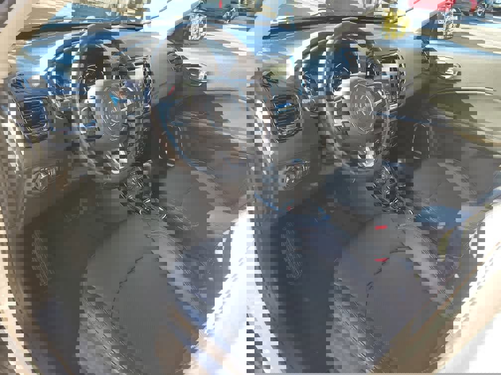 Used 2020 Jeep Compass Limited image 22