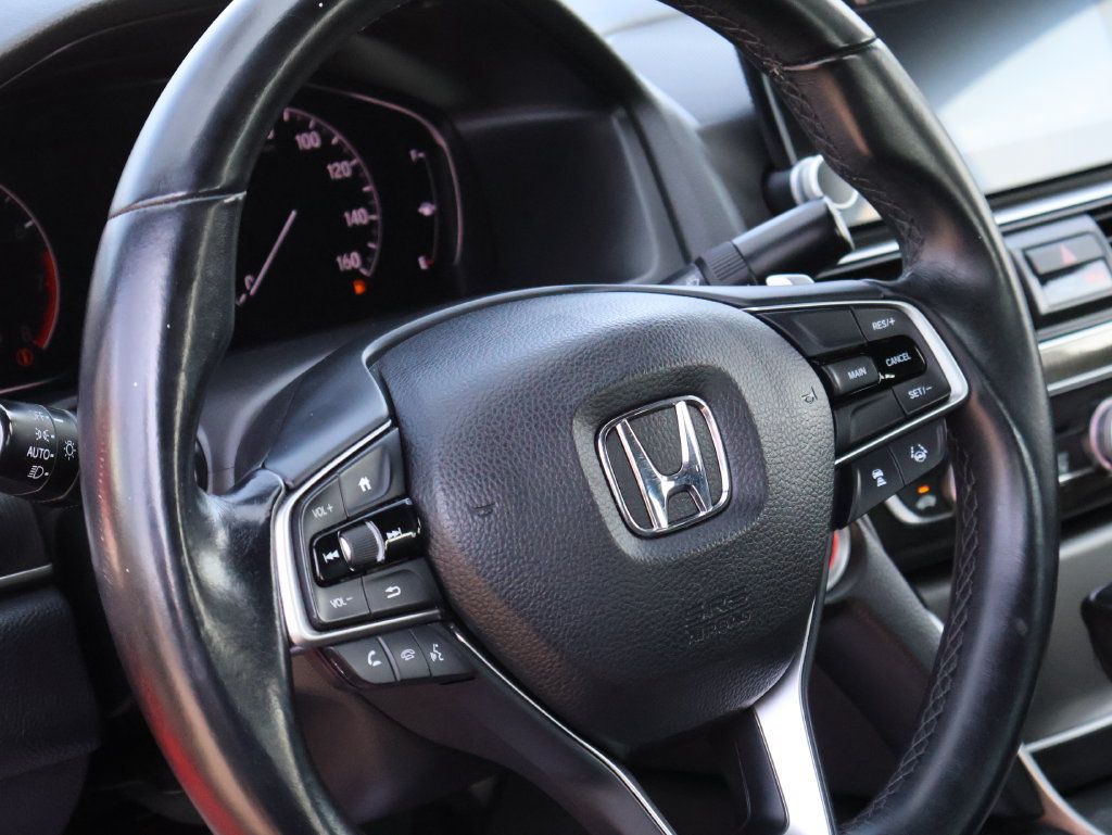 Certified 2018 Honda Accord Sport image 17
