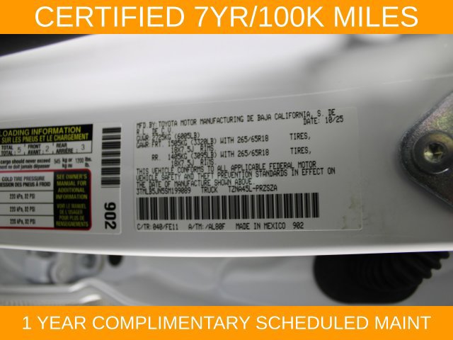 Used 2025 Toyota Tacoma TRD Sport AWD/4WD image 27