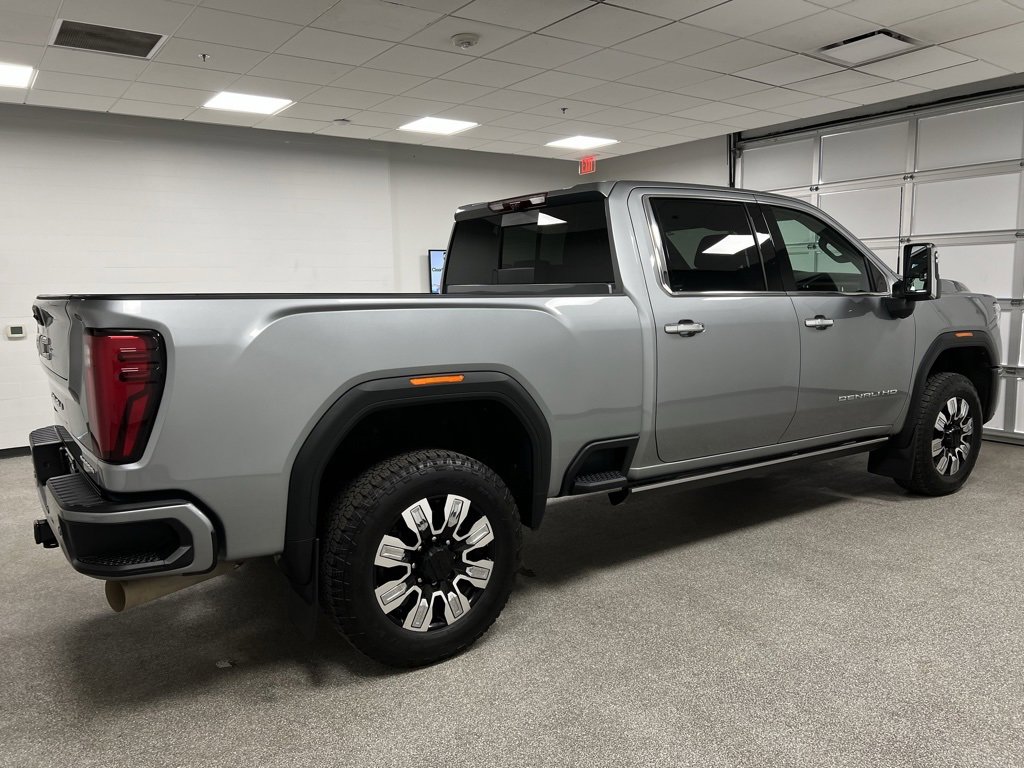 Used 2024 GMC Sierra 2500 Denali w/ Denali Reserve Package image 13