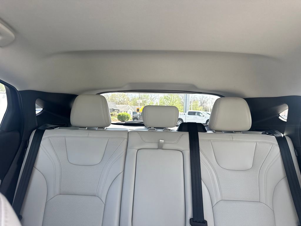 Used 2025 Ford Mustang Mach-E Premium image 39