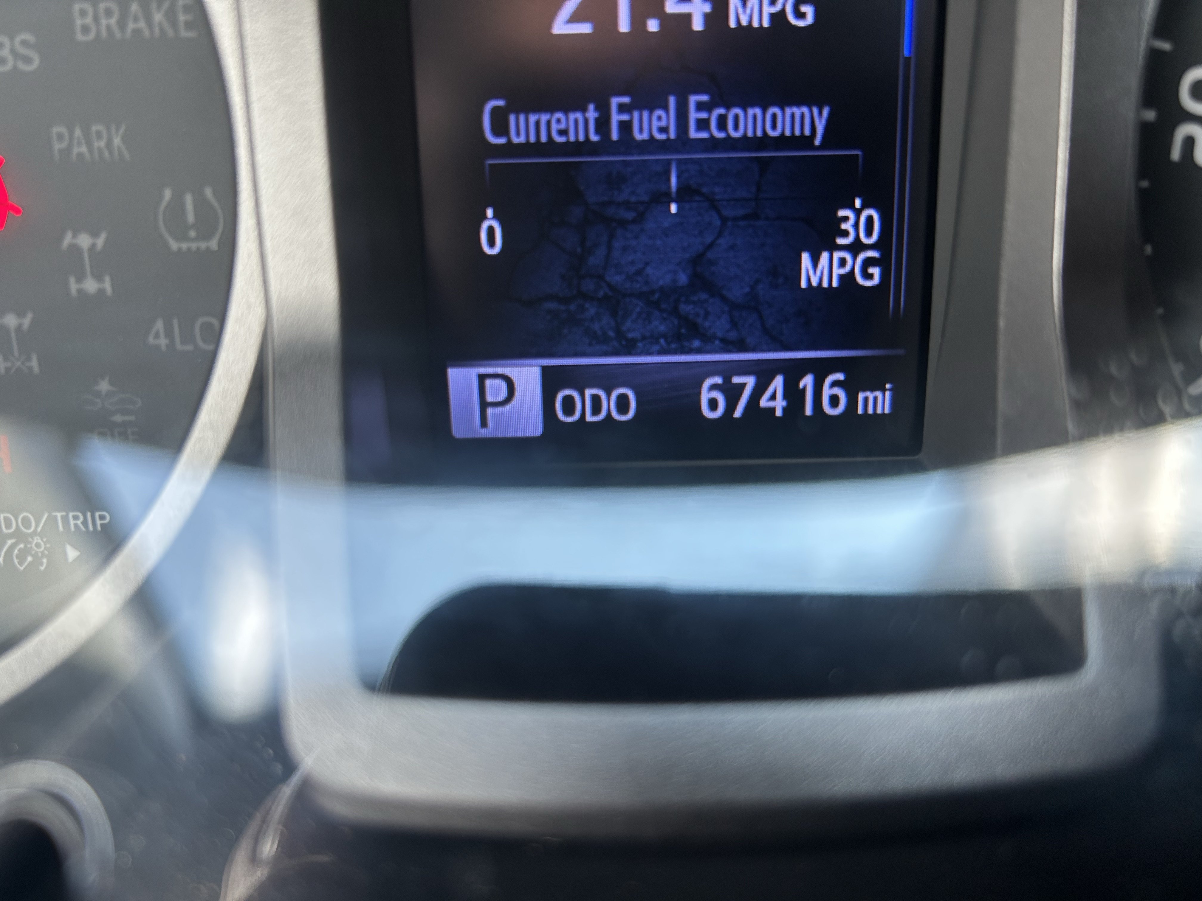 Used 2020 Toyota Tacoma TRD Sport w/ Technology Package AWD/4WD image 26