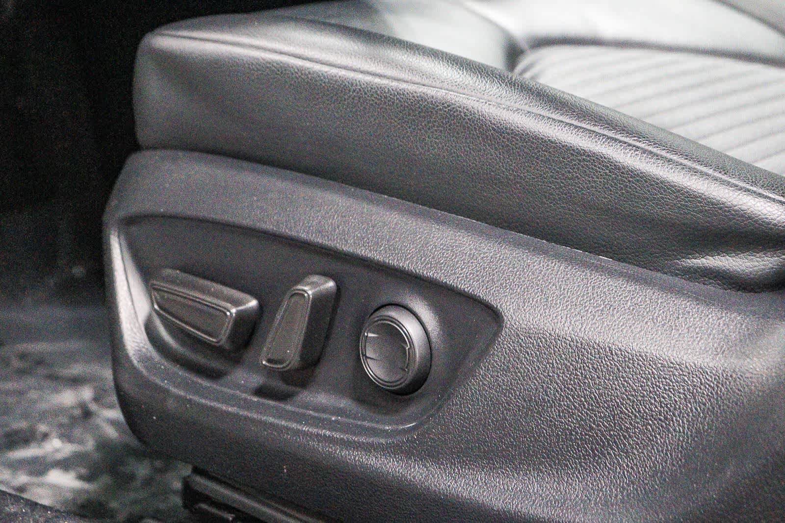 Certified 2023 Toyota Camry SE FWD image 21