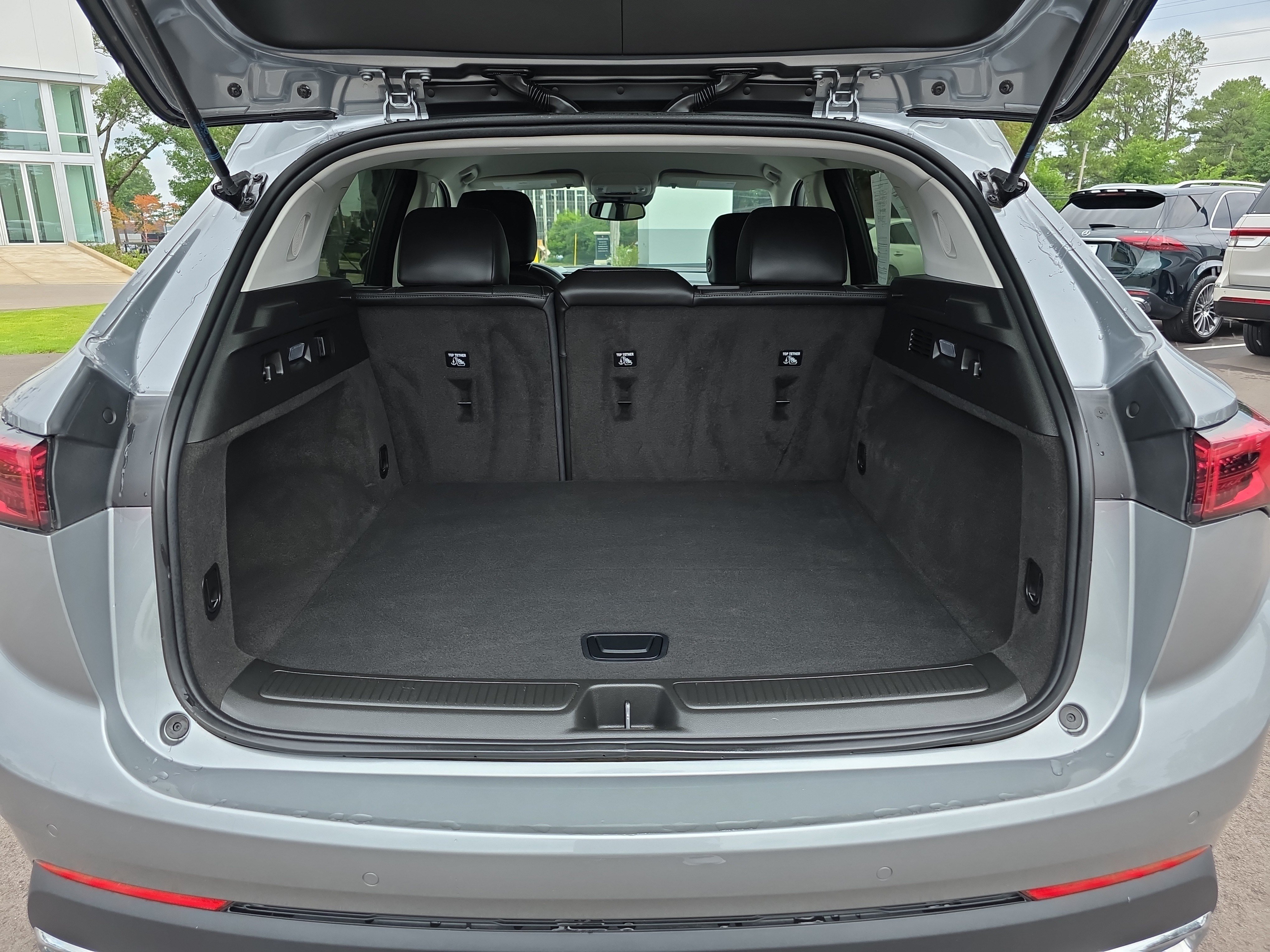 Used 2025 Buick Envision Preferred AWD/4WD image 13
