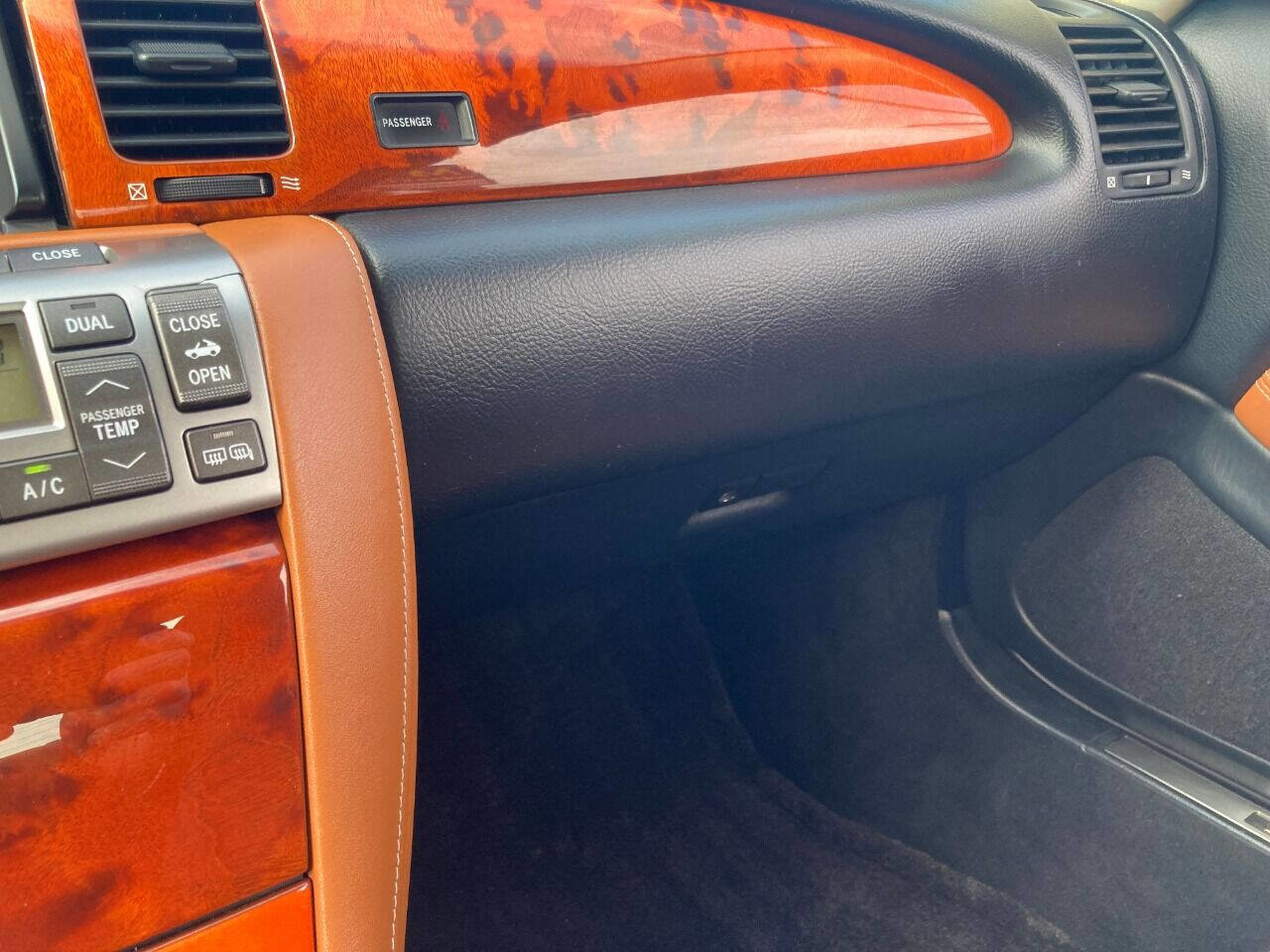 Used 2003 Lexus SC 430 Convertible image 53