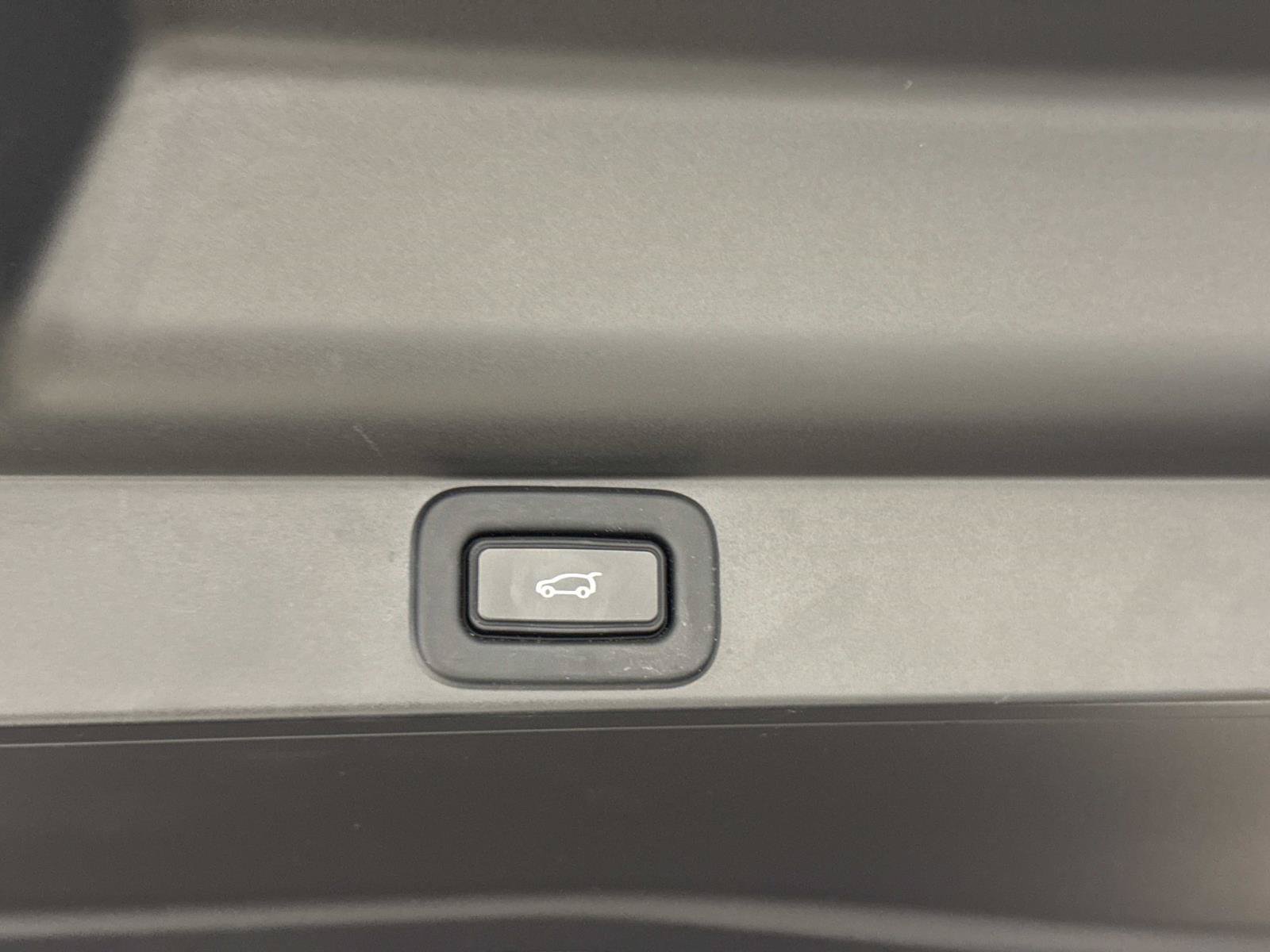 Used 2023 Land Rover Range Rover SE AWD/4WD image 11