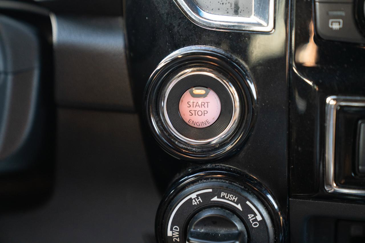 Used 2020 Nissan Titan Platinum Reserve w/ Moonroof Package image 39