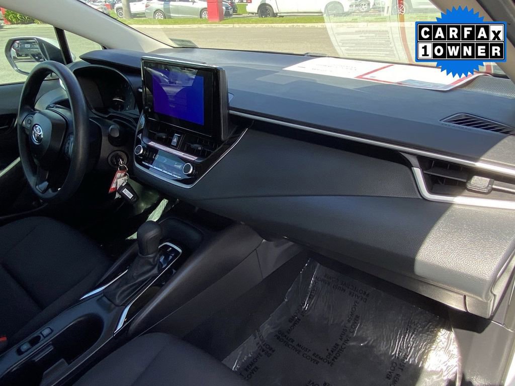 Certified 2025 Toyota Corolla LE image 17