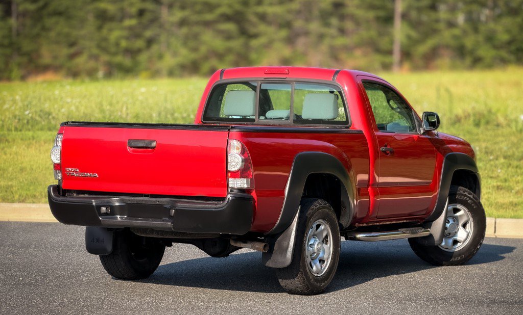 Used 2011 Toyota Tacoma 4x4 Regular Cab image 13