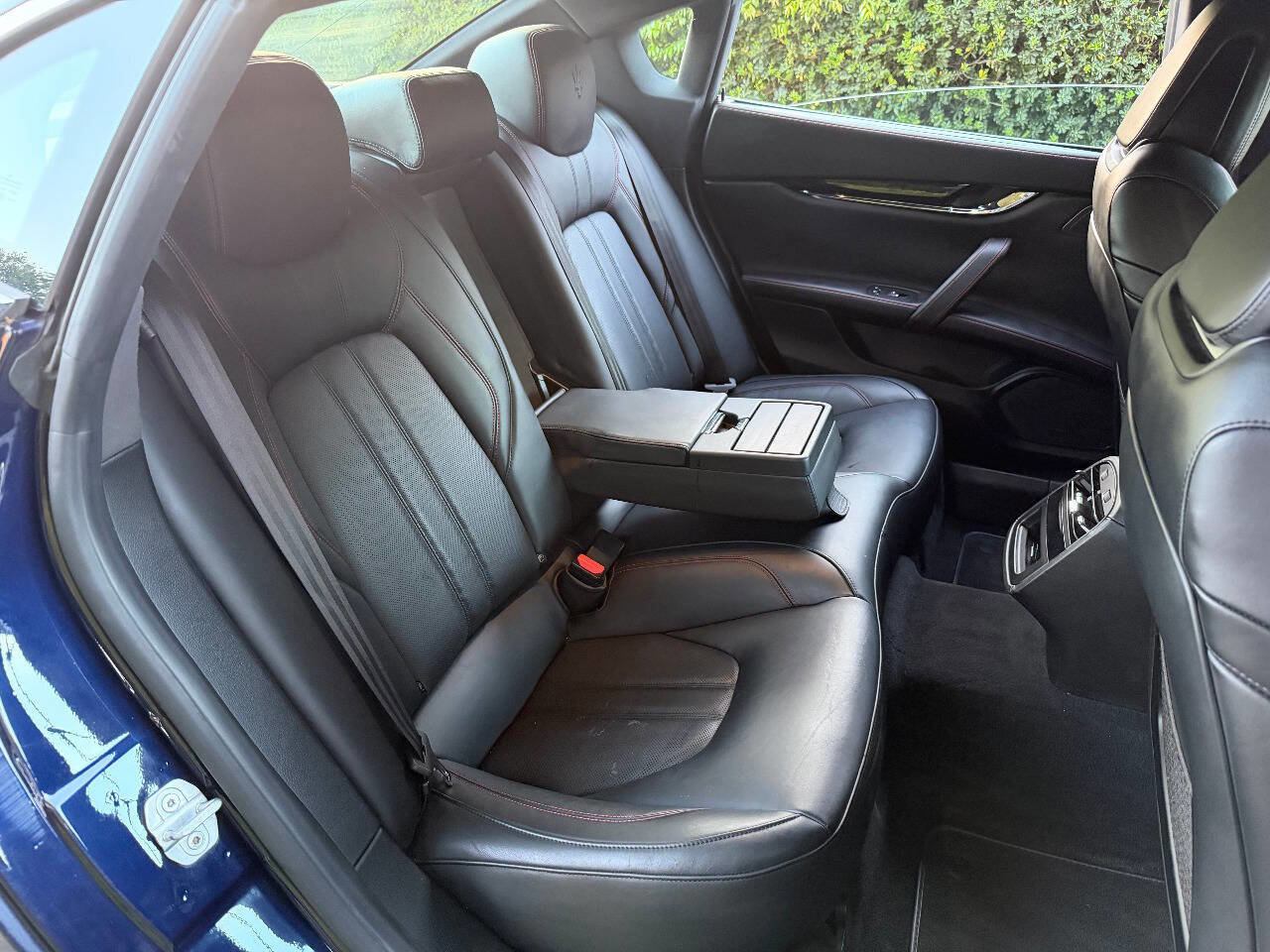 Used 2018 Maserati Quattroporte S GranSport image 25