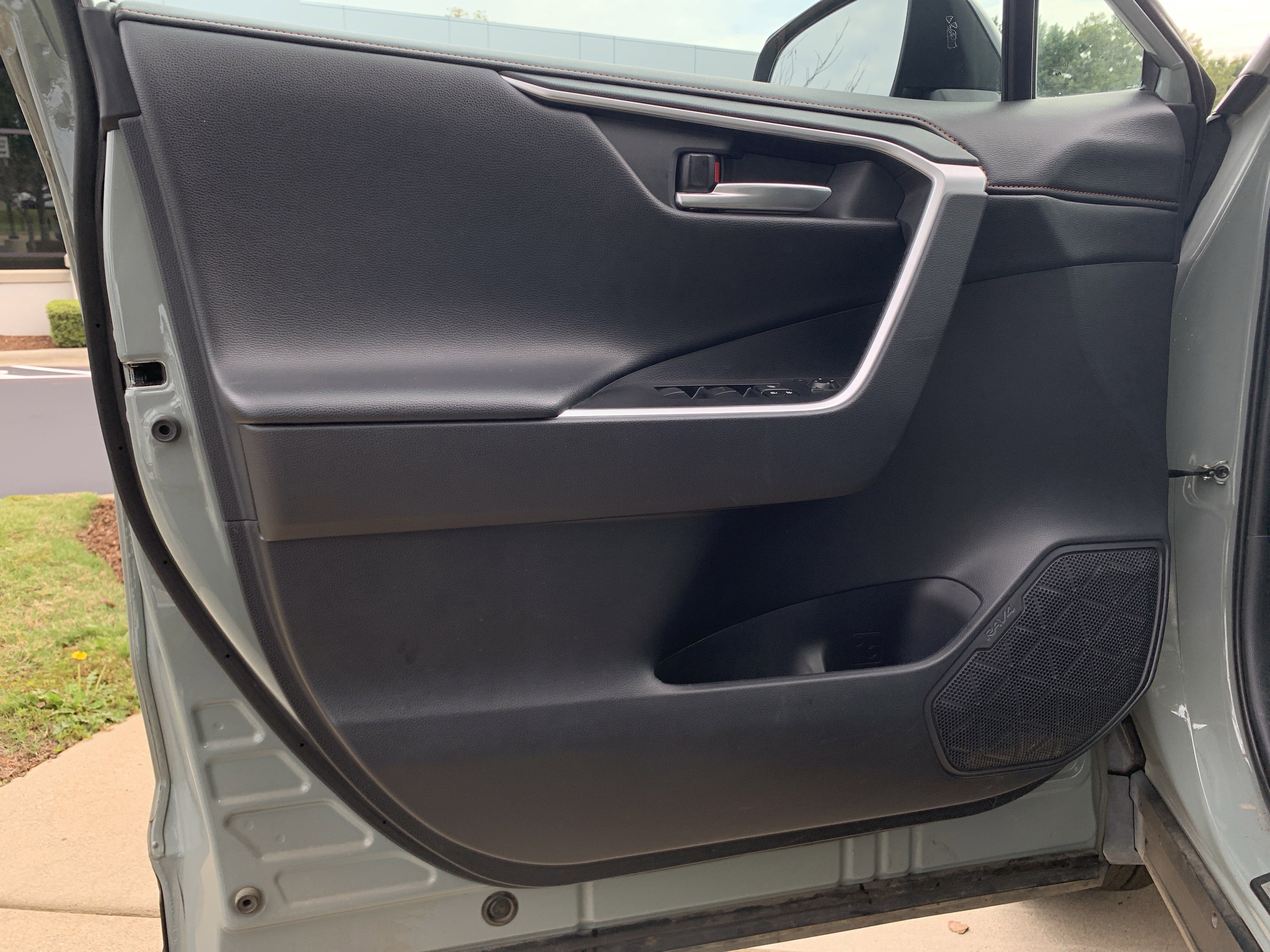 Used 2019 Toyota RAV4 Adventure image 14