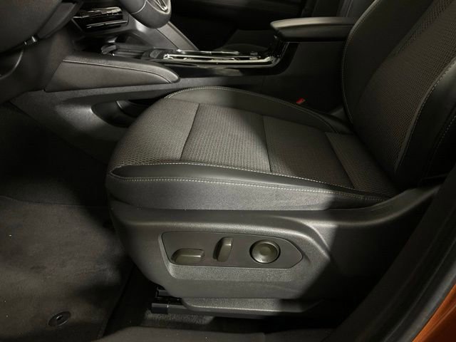 Used 2022 Buick Envision Preferred FWD image 32