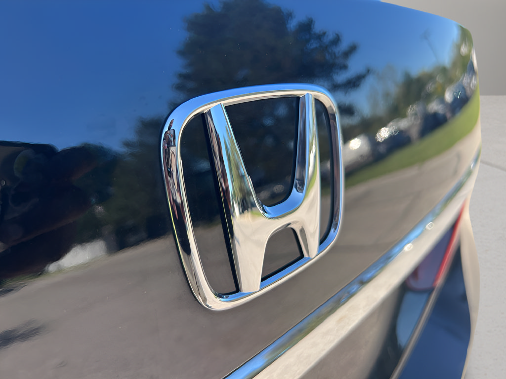 Used 2016 Honda Accord EX image 13