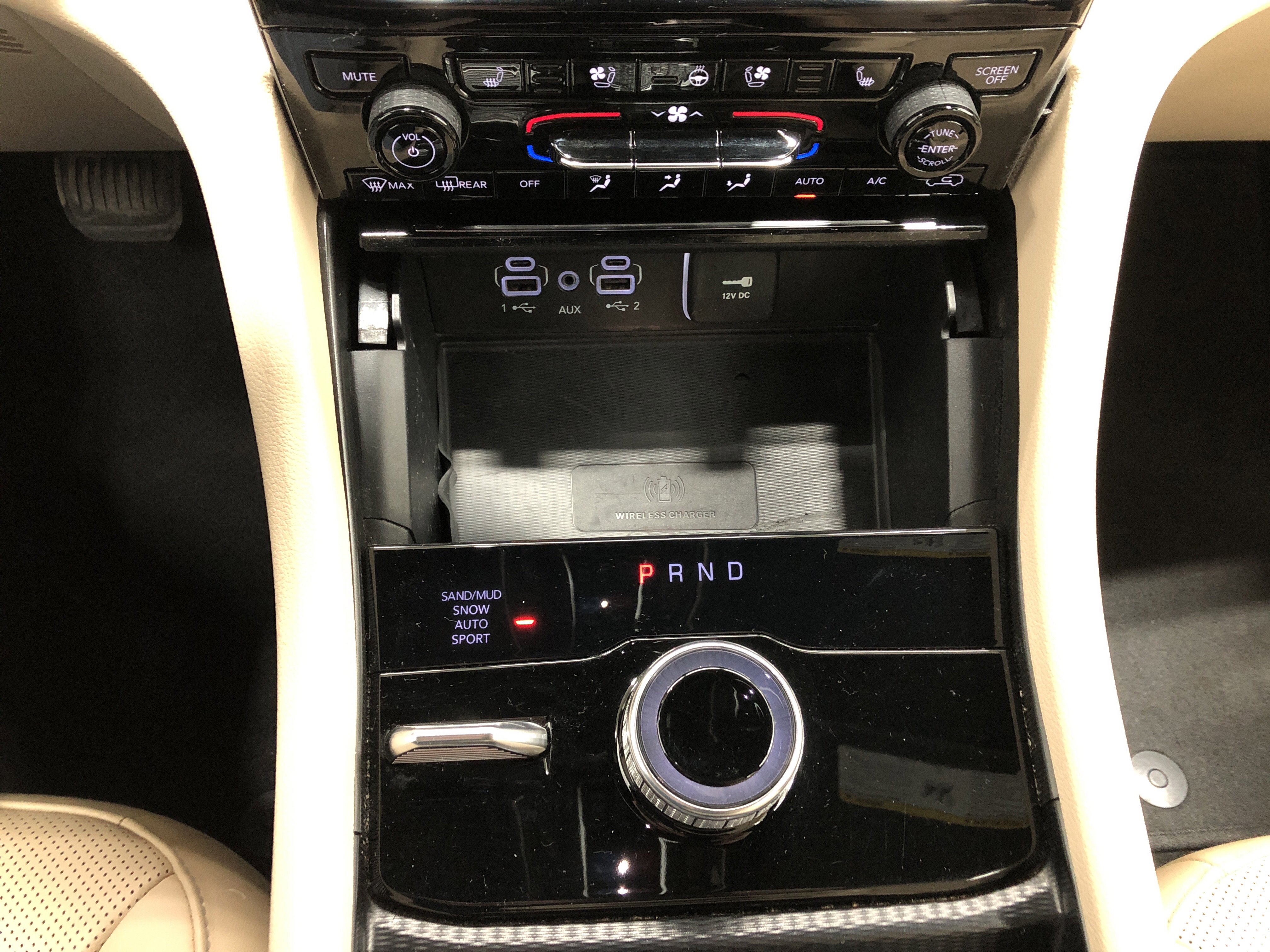 Certified 2024 Jeep Grand Cherokee L Limited w/ Luxury Tech Group II AWD/4WD image 21