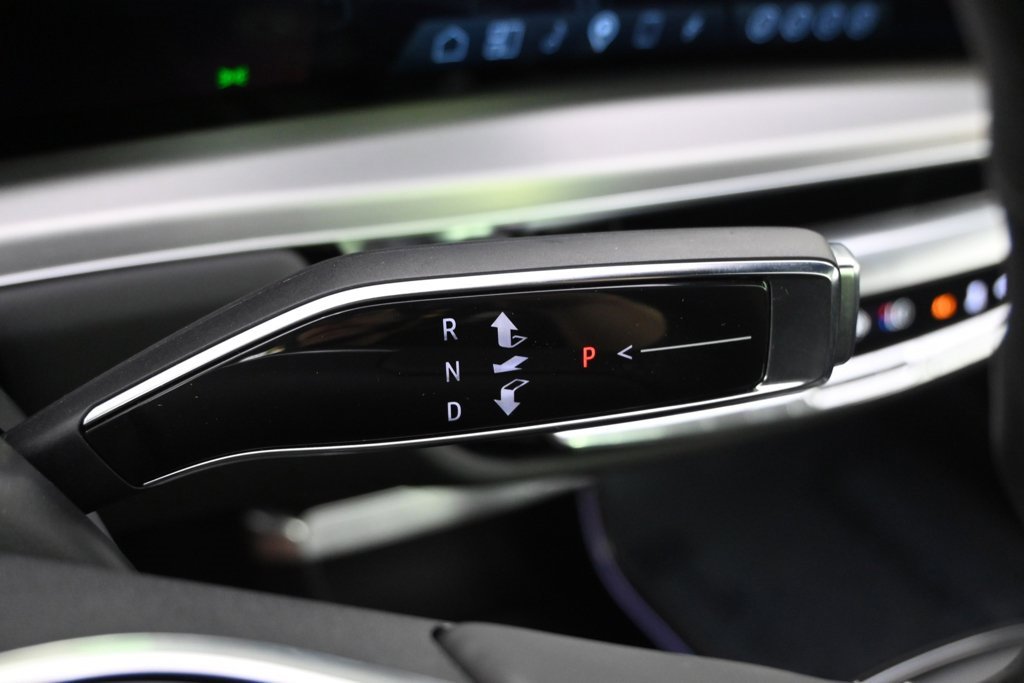 New 2026 Cadillac Lyriq V w/ Exterior Carbon Fiber Package image 29