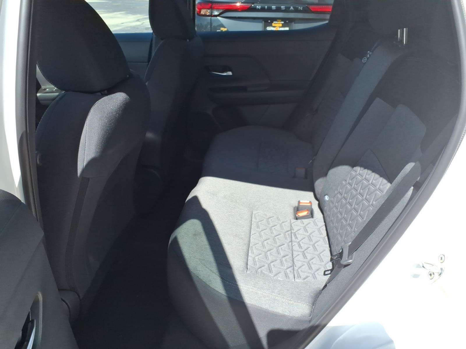 New 2027 Nissan Kicks SV AWD/4WD image 6