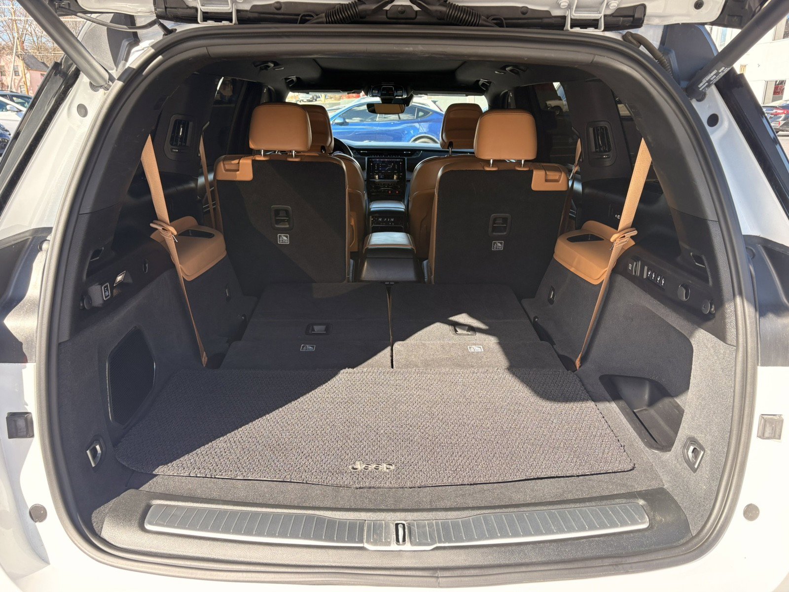 Used 2023 Jeep Grand Cherokee L Summit w/ High Altitude Package image 41