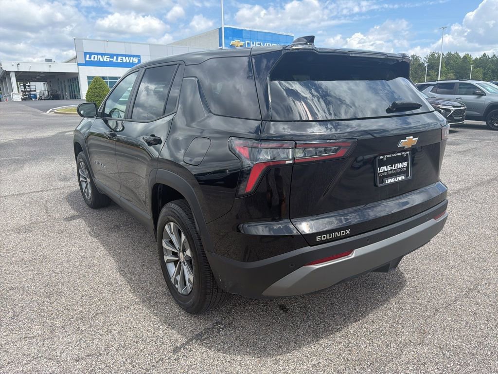 Used 2025 Chevrolet Equinox LT FWD image 4