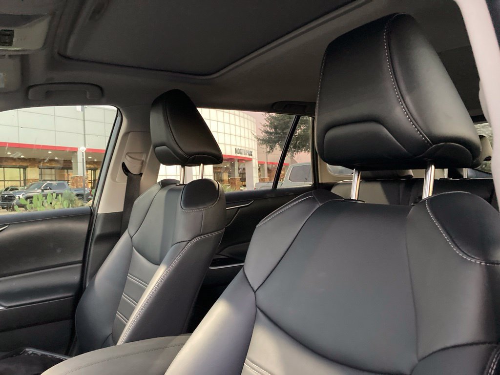 Certified 2025 Toyota RAV4 XLE Premium FWD image 10