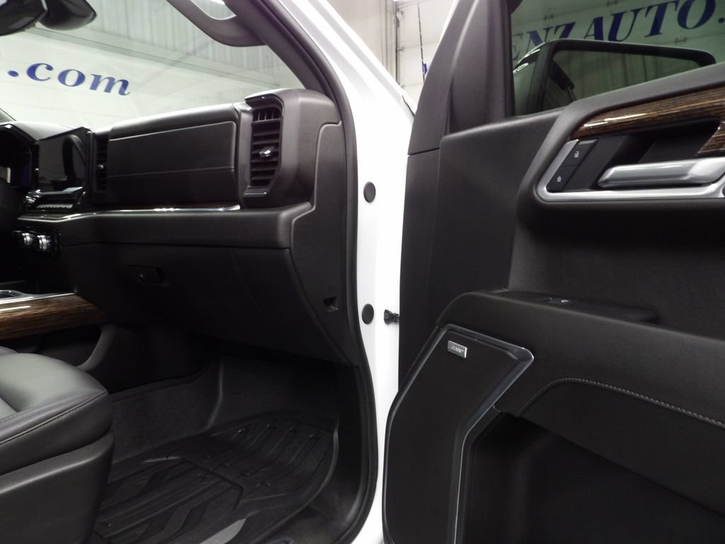 Used 2025 GMC Sierra 1500 Elevation w/ Elevation Premium Package AWD/4WD image 37