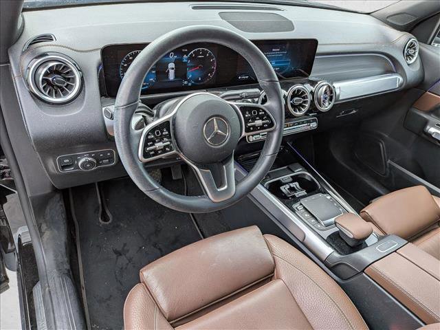 Used 2023 Mercedes-Benz GLB 250 4MATIC image 8