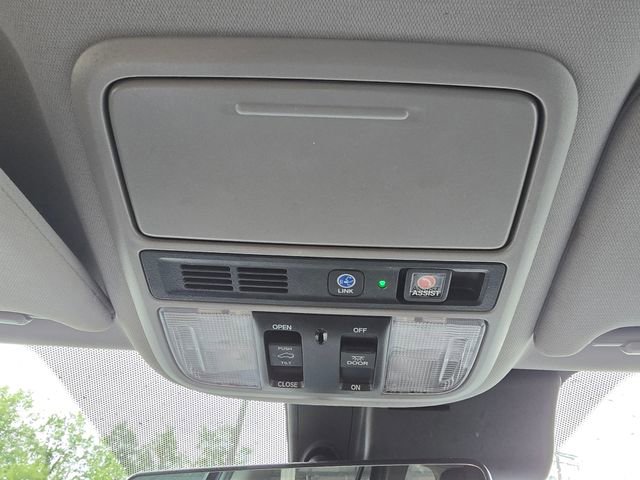 Used 2020 Honda Pilot Touring image 26