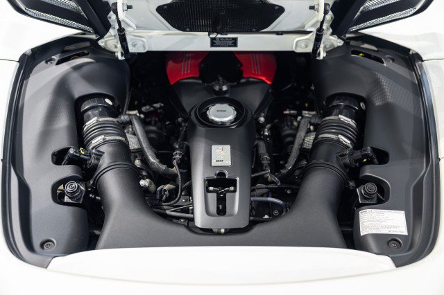 Used 2018 Ferrari 488 Spider RWD image 27