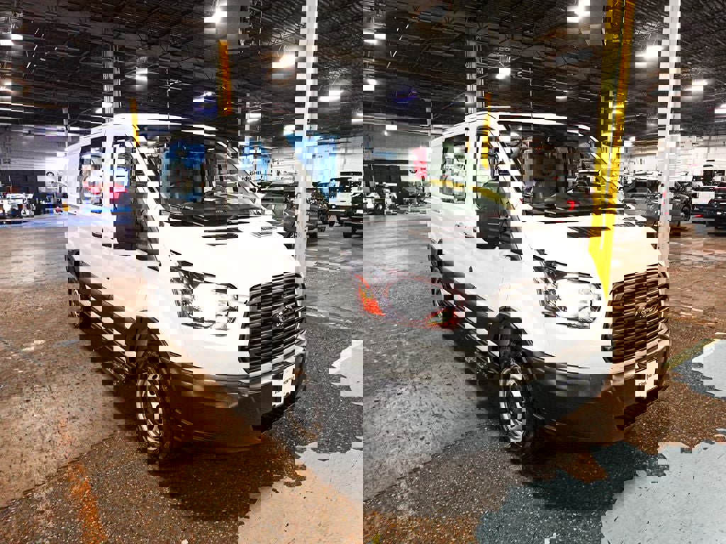 Used 2019 Ford Transit 250 130 Low Roof image 1