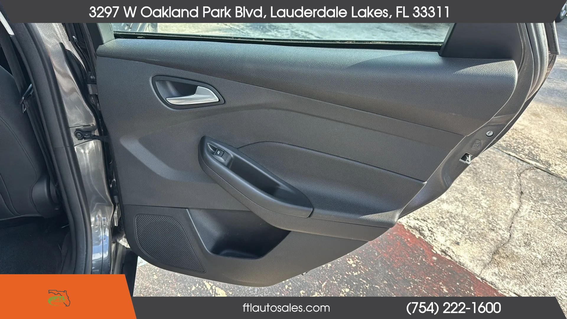 Used 2018 Ford Focus SE FWD image 35