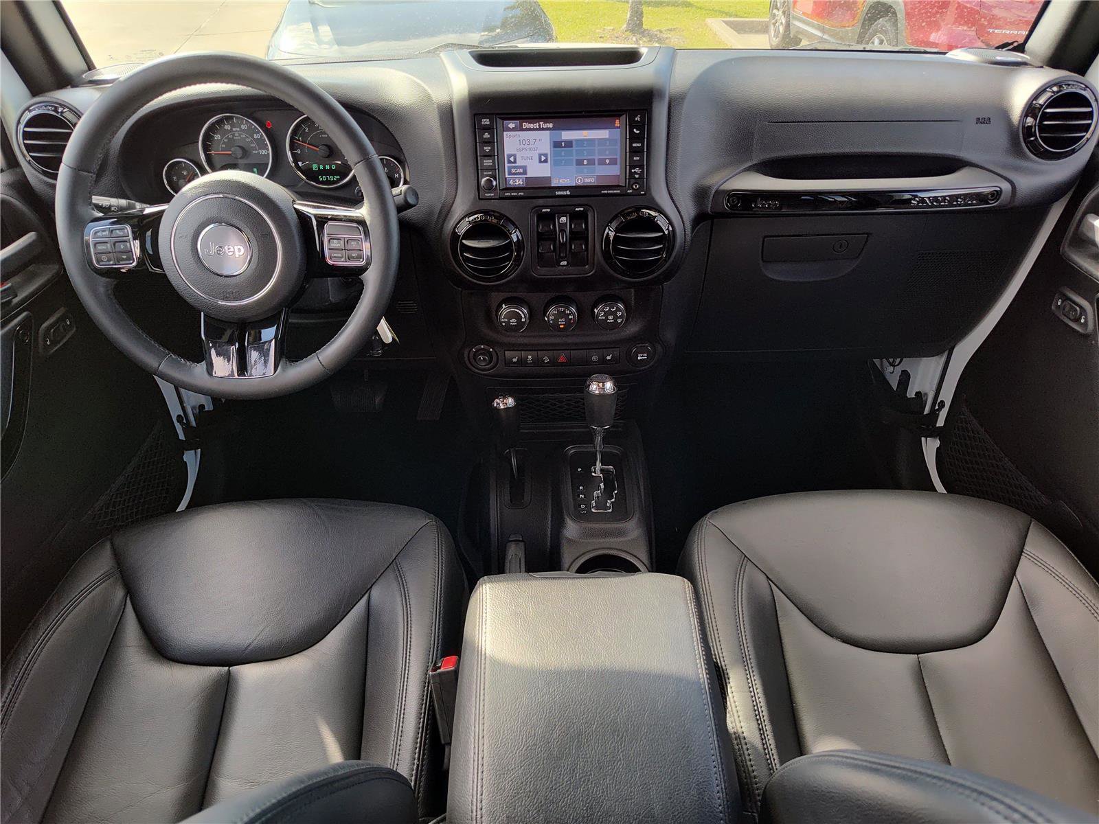 Used 2015 Jeep Wrangler Altitude image 18