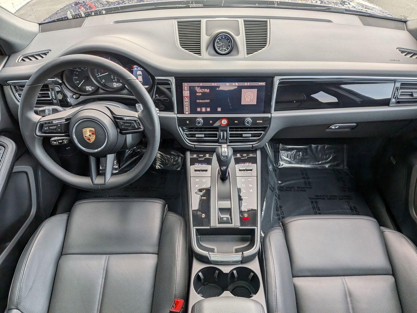 Certified 2025 Porsche Macan image 22