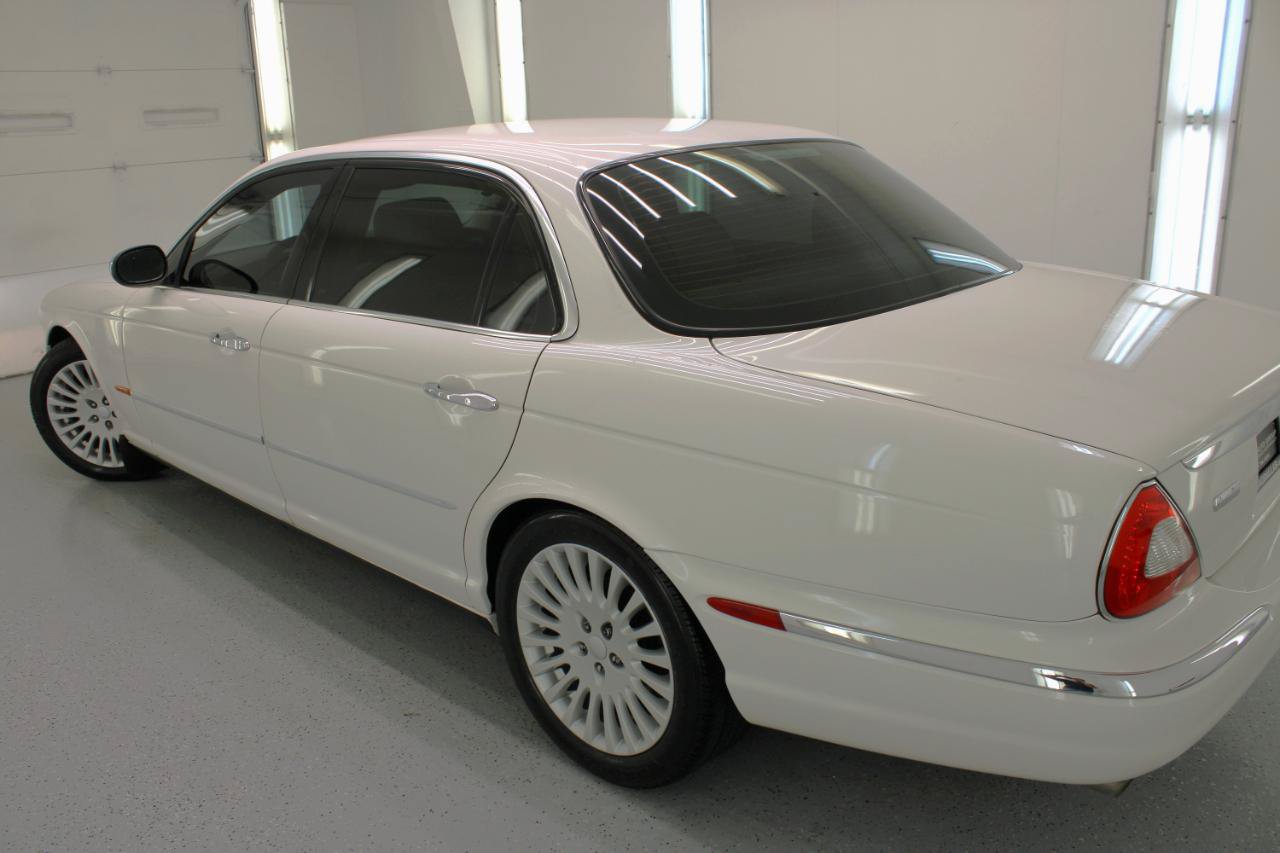 Used 2005 Jaguar XJ Vanden Plas RWD image 17