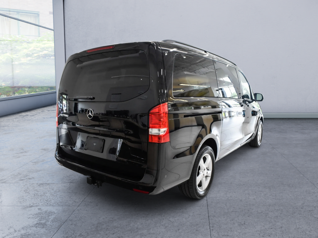 Used 2016 Mercedes-Benz Metris Passenger image 6