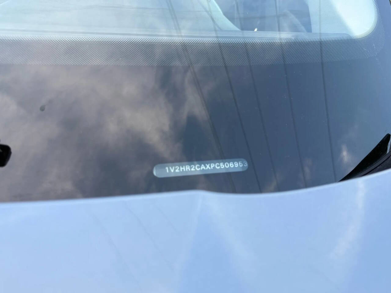 Used 2023 Volkswagen Atlas SE image 34