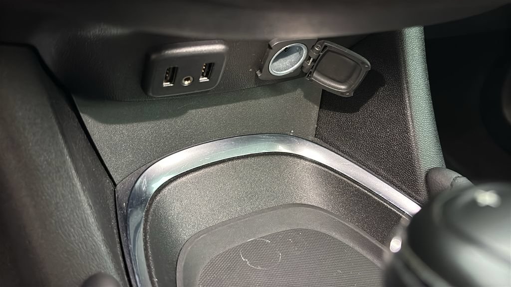 Used 2018 Chevrolet Malibu LT w/ Driver Confidence Package FWD image 22