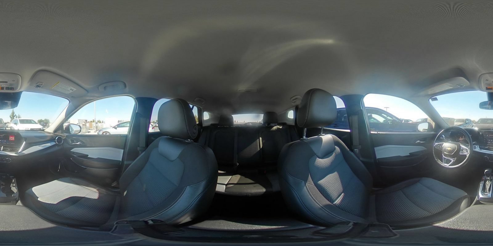 Used 2025 Chevrolet Trax LT w/ LT Convenience Package FWD image 41